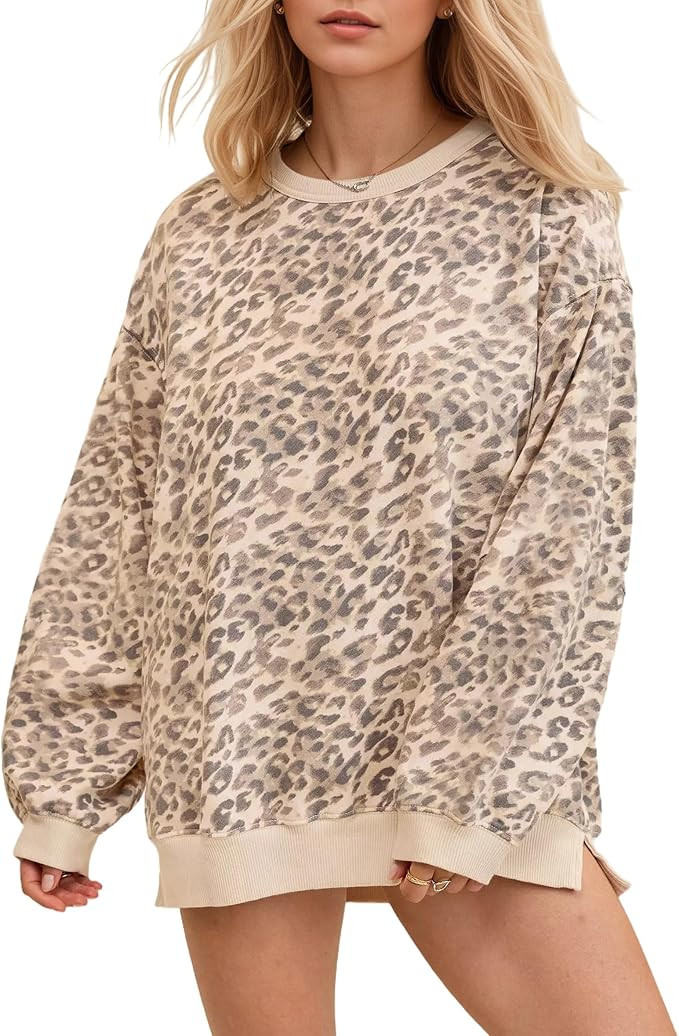 OLAPTA Women Oversized Leopard Cheetah Print Fleece Pullover Sweatshirt | Long Sleeve Y2K Graphic... | Amazon (US)