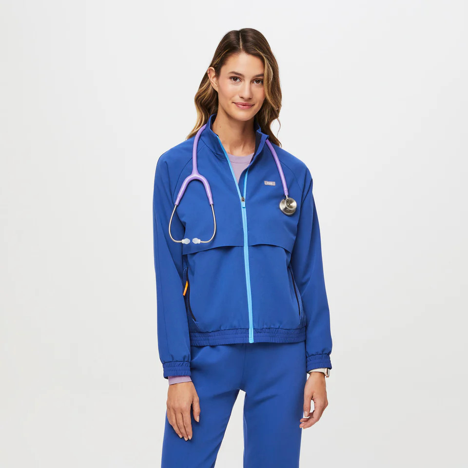 Women’s Sydney Performance Scrub Jacket - Winning Blue · FIGS | FIGS