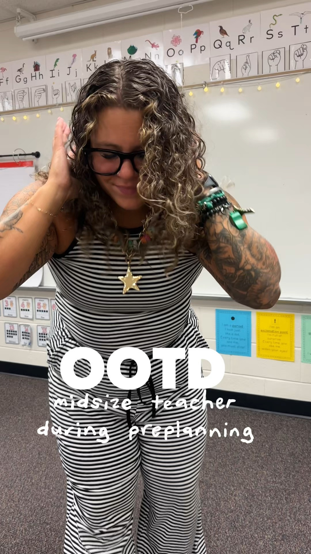 Super casual outfit of the day for classroom set up & meetings! Teacher outfit // teacher ootd // teacher fit // kindergarten teacher // midsize // Amazon