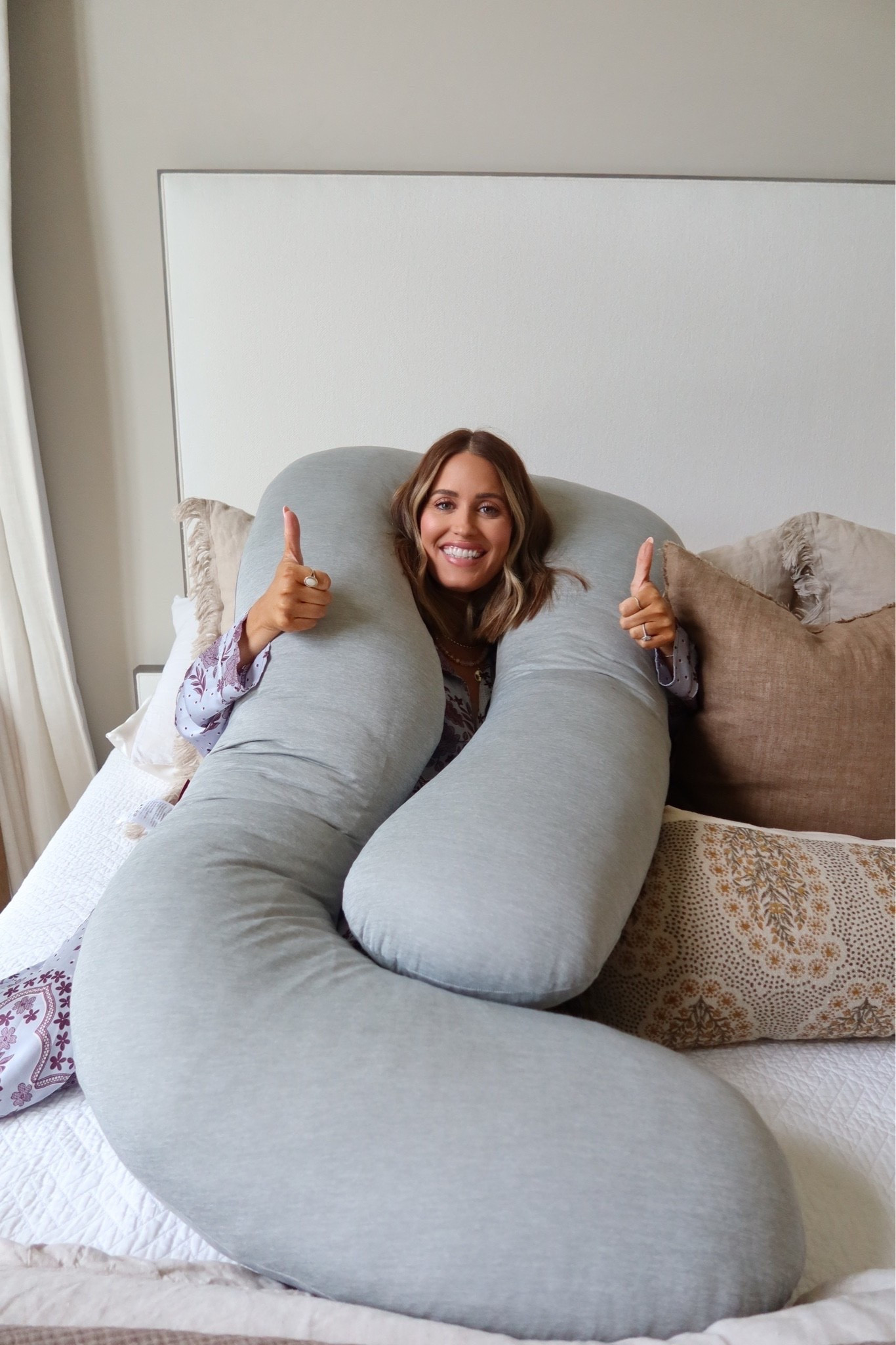 Pregnancy pillow I’ve been using at night- haha this thing is amazing. A must have for second & third trimester!

#LTKBump #LTKBaby #LTKselfcare