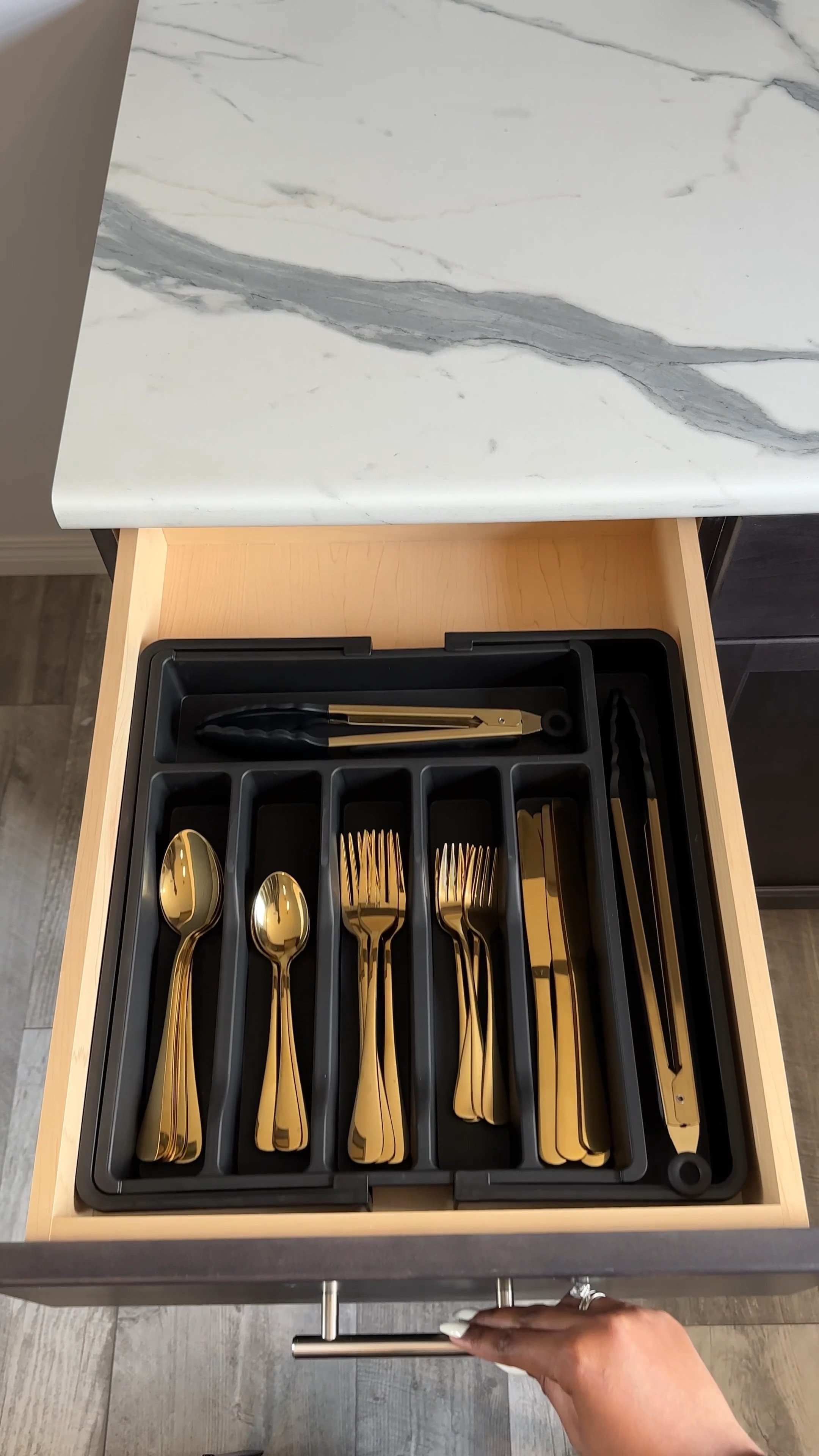 organize my gold utensils with me 😋

#LTKhome #LTKstyletip #LTKcanada