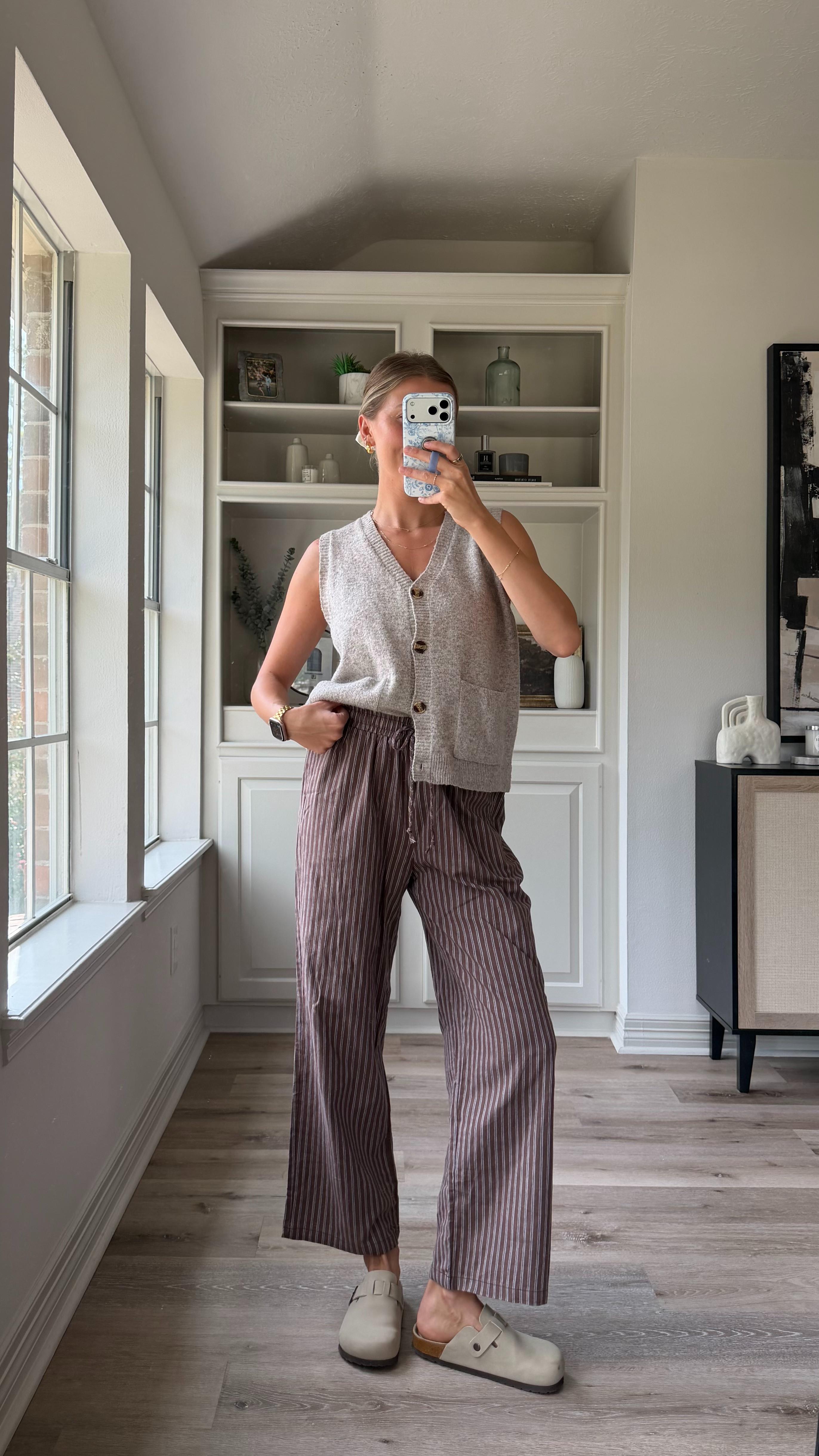 Cute, comfy fall outfit! S in top, L in pants  

 
