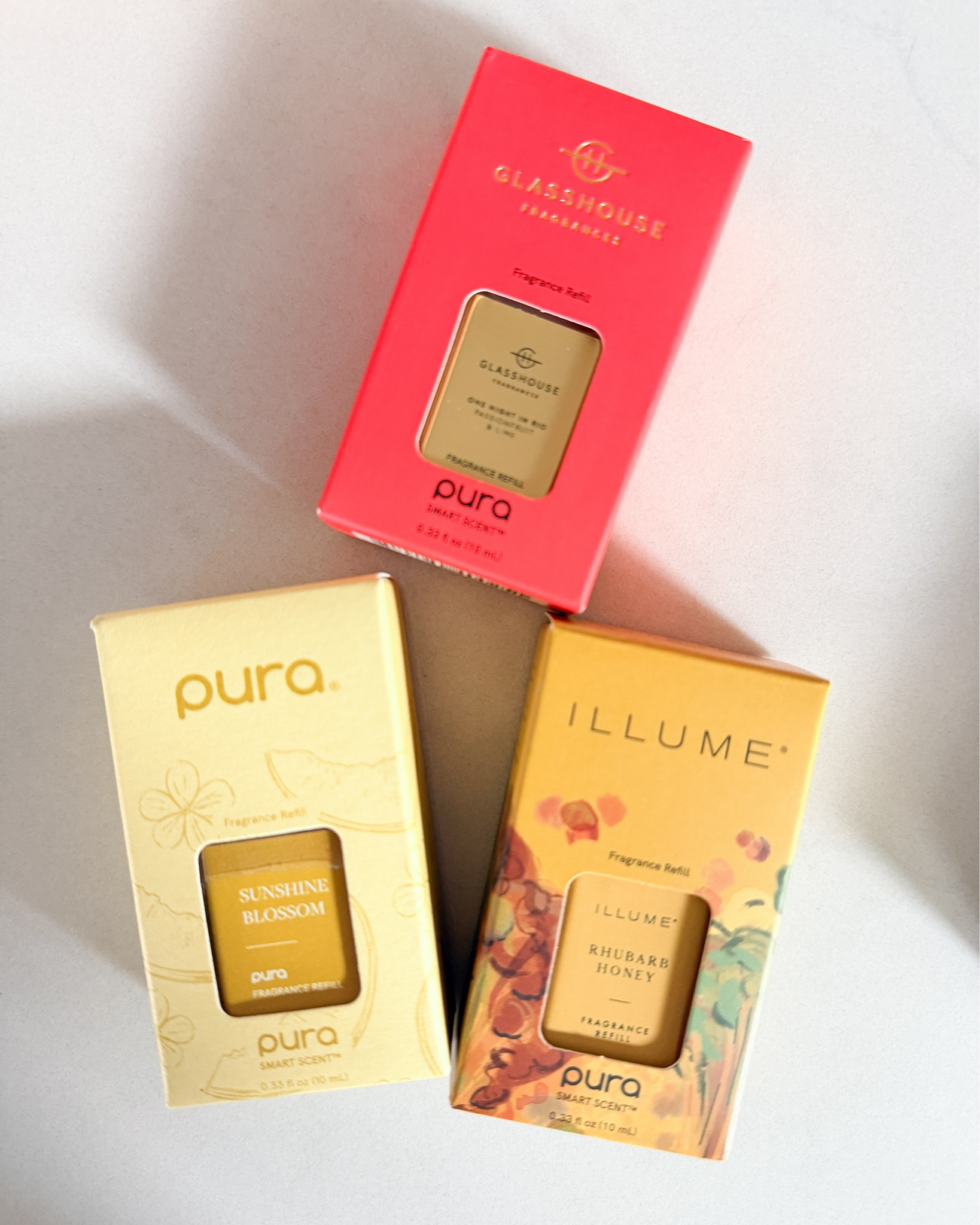 Swapping scents for summer & the whole house feels better instantly.

Glasshouse = warm, luxe, slightly citrusy
Sunshine Blossom = light, clean, everyday fresh
Rhubarb Honey = soft sweet with a little depth
Moon = calm, airy, almost spa-like
Atmosphere = subtle, expensive hotel energy

I rotate these depending on mood/time of day & it keeps everything feeling fresh. Easy reset, zero effort.

pura diffuser scents - summer home scent refresh - clean home fragrance - luxury home scent - fresh citrus scent - light floral fragrance - non toxic home fragrance - smart home diffuser - home ambiance upgrade - everyday home essentials

#LTKHome #LTKvlog #LTKSeasonal