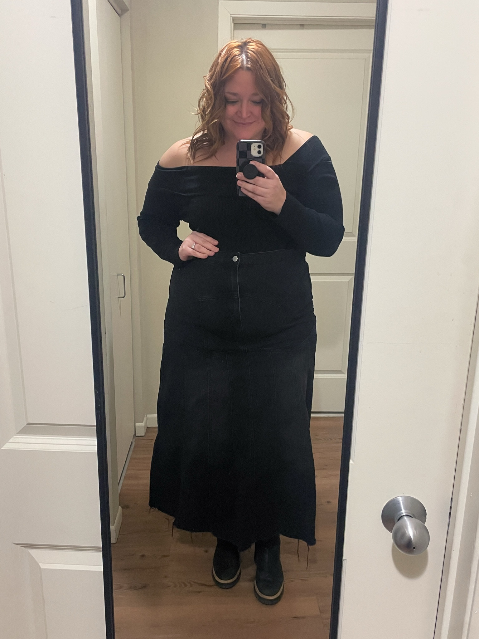 I’m bringing back the modest long length jean skirt. This is a LOOK for winter in Minnesota.

25tarajaneQ1 at SHEIN

#LTKPlusSize #LTKMidsize #LTKFindsUnder50