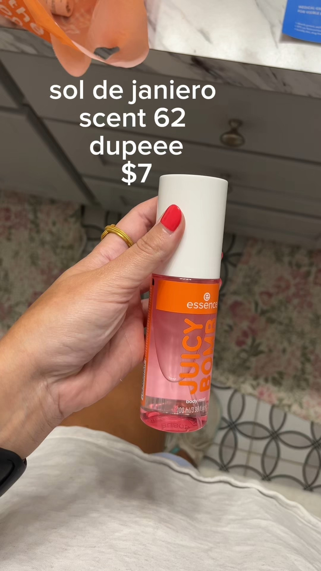 this dupe >>>> smells identical and such a great price!!!

#LTKFindsUnder50 #LTKBeauty #LTKSaleAlert