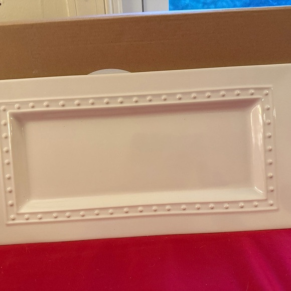 Nora Fleming Y5-Bread Tray Pearl Dot rectangular bread tray new in box | Poshmark