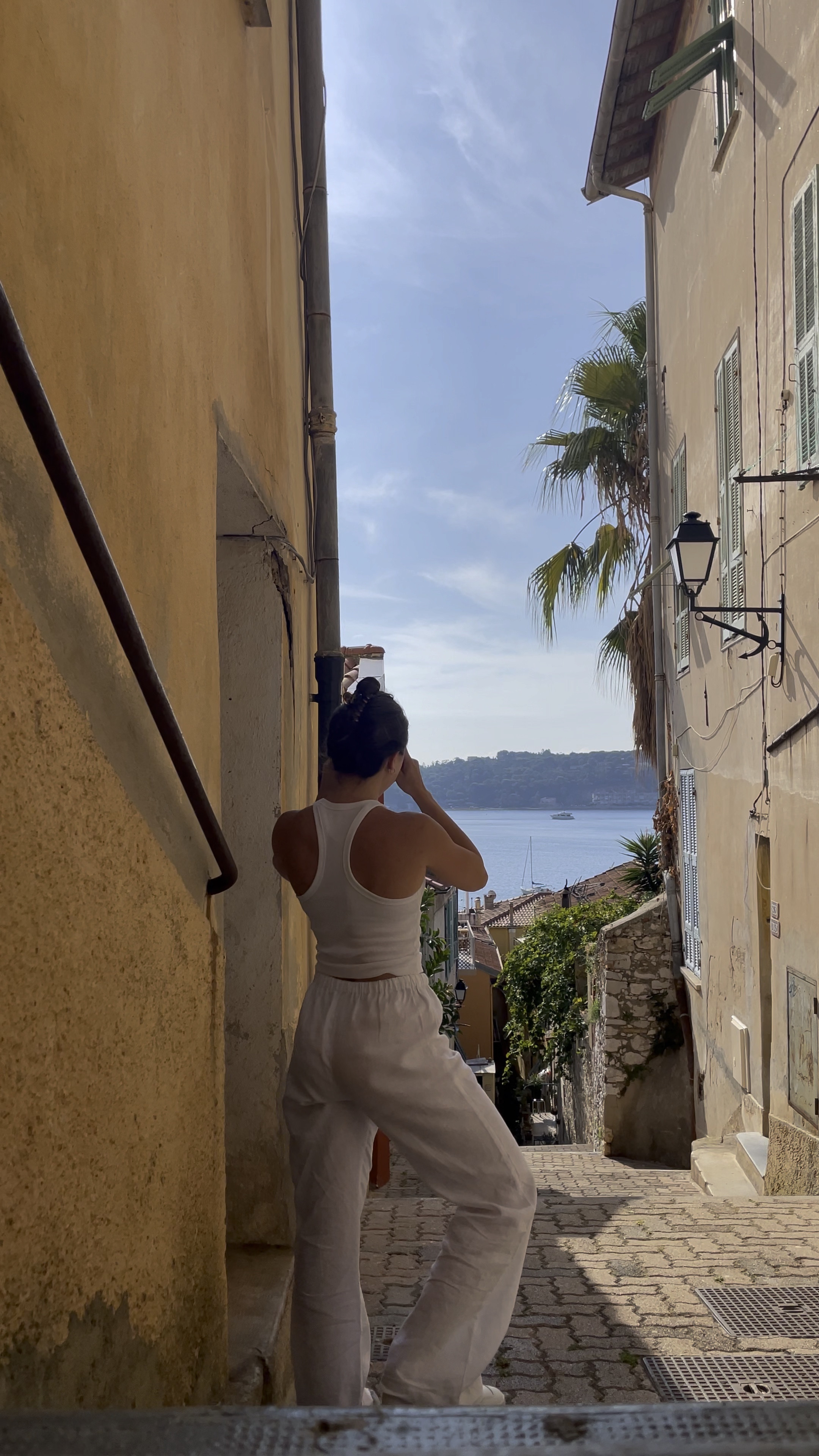 Pants small
Tank old from AF

#LTKfindsunder100 #LTKstyletip #LTKtravel