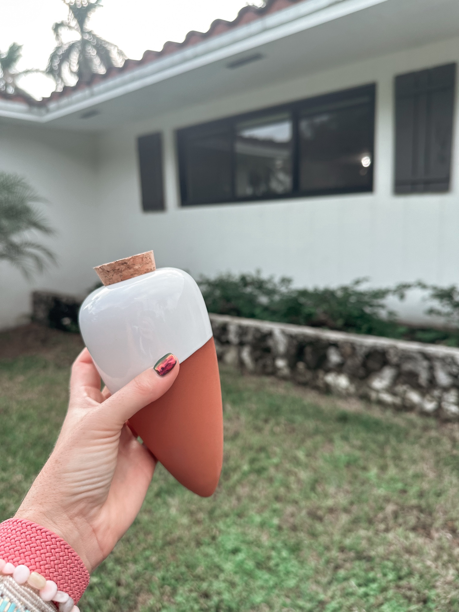 Just planted bougainvilleas under my window, and these Olla Pot Spikes are a game-changer for keeping them hydrated! 🌿 Inspired by an ancient self-watering technique, they help conserve water up to 70%, ensuring just the right amount of moisture for healthy growth. Loving how easy it makes garden care! 💧🌸 

@everbrookhome @stackinfluence #everbrook #everbrookpartner #terracottaspikes #ollas #ancientwateringmethod #selfwatering #conservewater
#GardeningTips #BougainvilleaLove #SustainableGardening