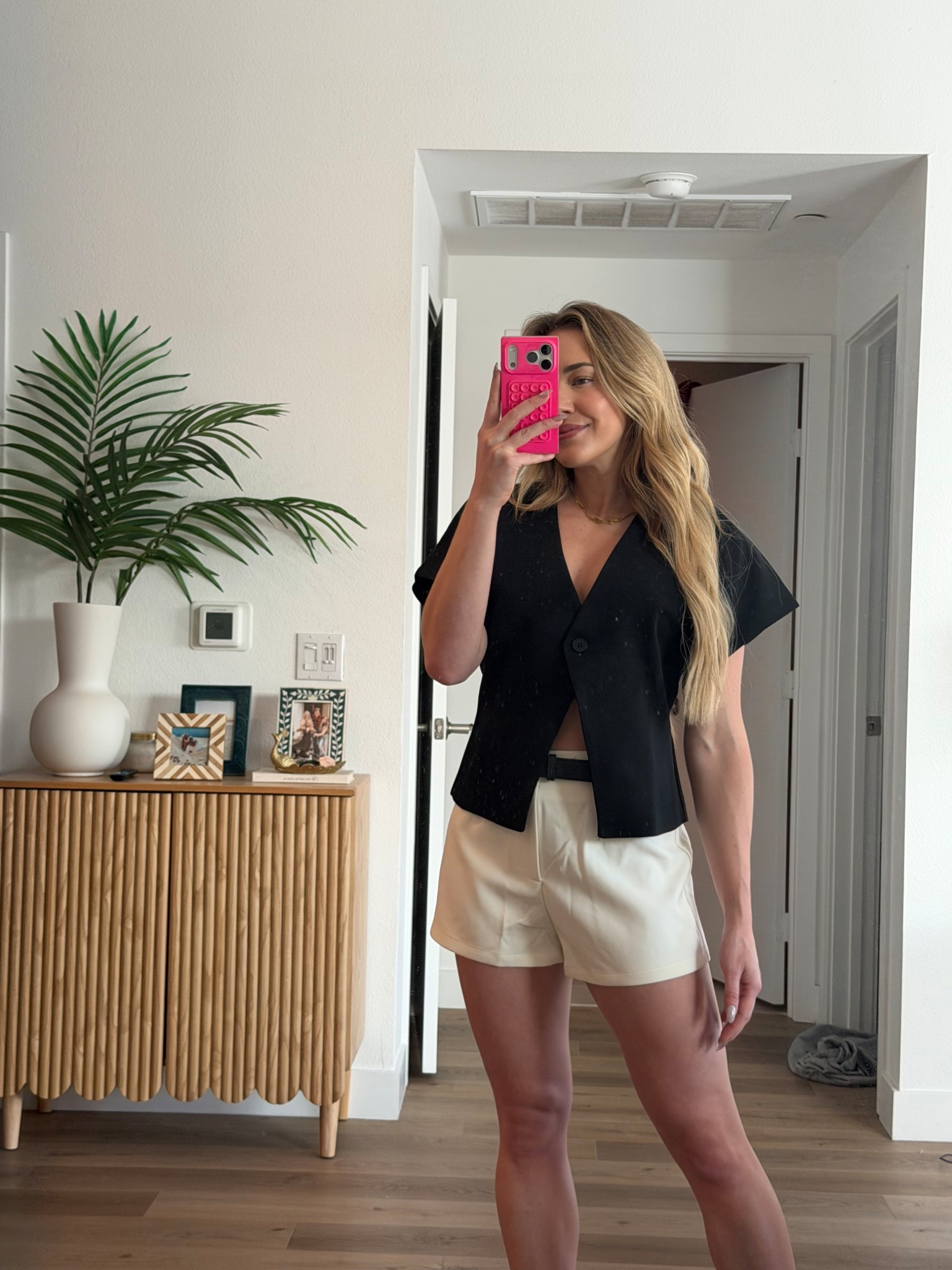 New shorts and top from revolve!

#LTKSeasonal #LTKootd #LTKfitnessgoals