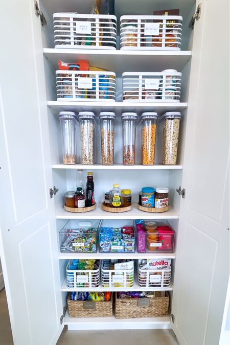 The perfect pantry cabinet for snacks & breakfast! ✨