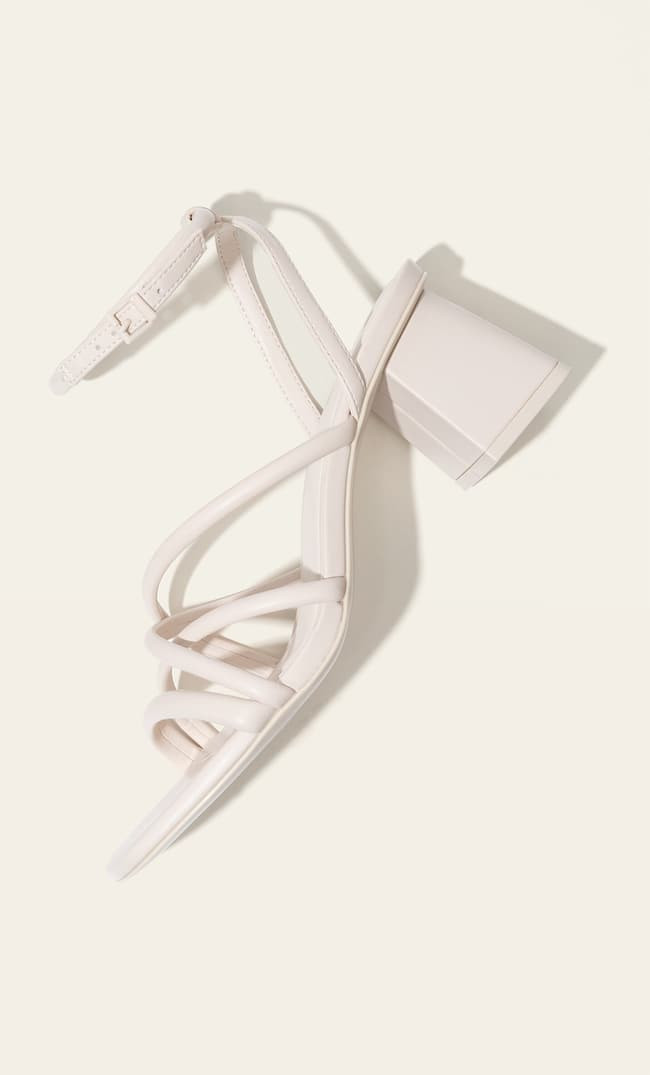 High-heel strappy sandals | Stradivarius (UK)