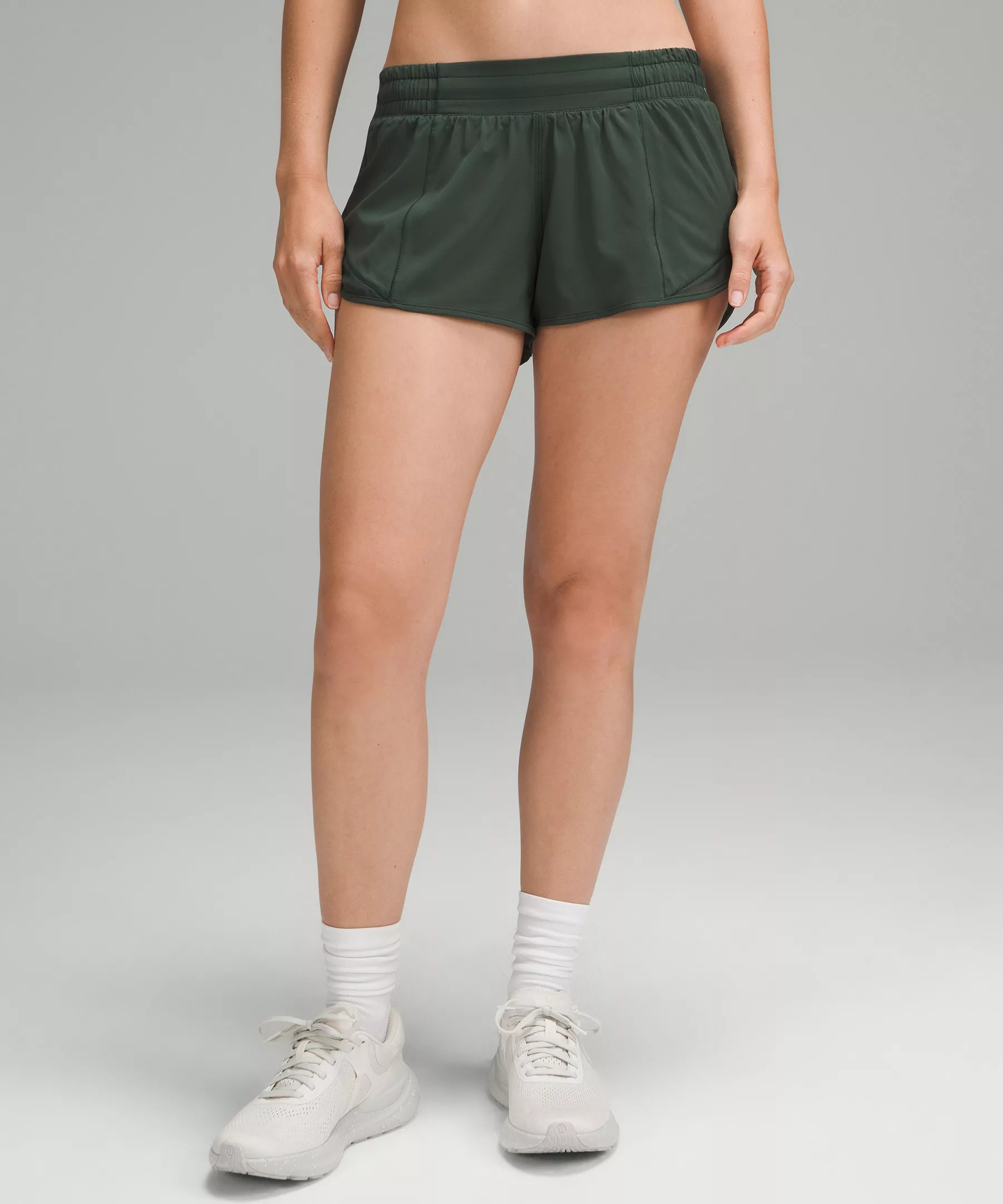 Hotty Hot Low-Rise Lined Short 2.5" | Lululemon (US)
