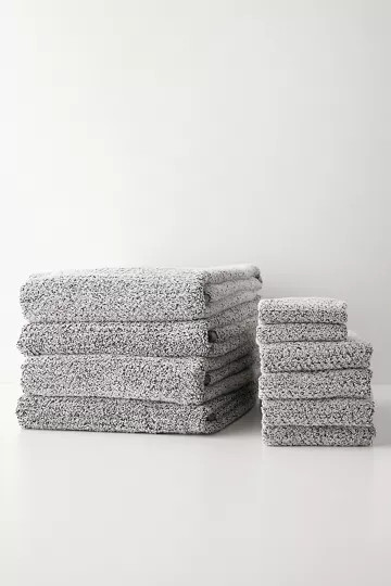 Everplush 10-Piece Diamond Jacquard Bath Towel Set | Urban Outfitters (US and RoW)