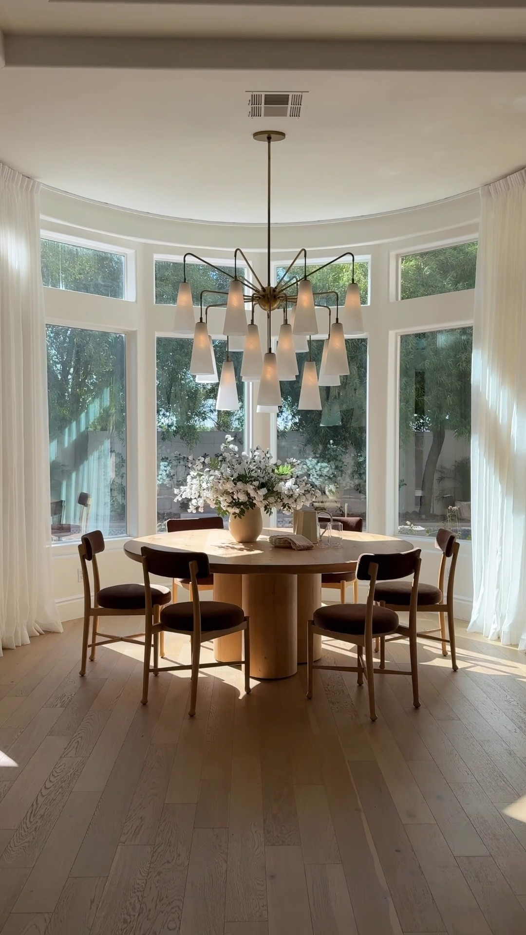 Dining room 

#LTKFamily #LTKStyleTip #LTKHome