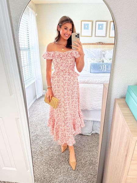 Summer outfit idea! Wearing a size small in dress! Gold sandals I was wearing in my reel are very old from Sam Edelman!

Summer dress // midi dress 

#LTKSeasonal #LTKstyletip
