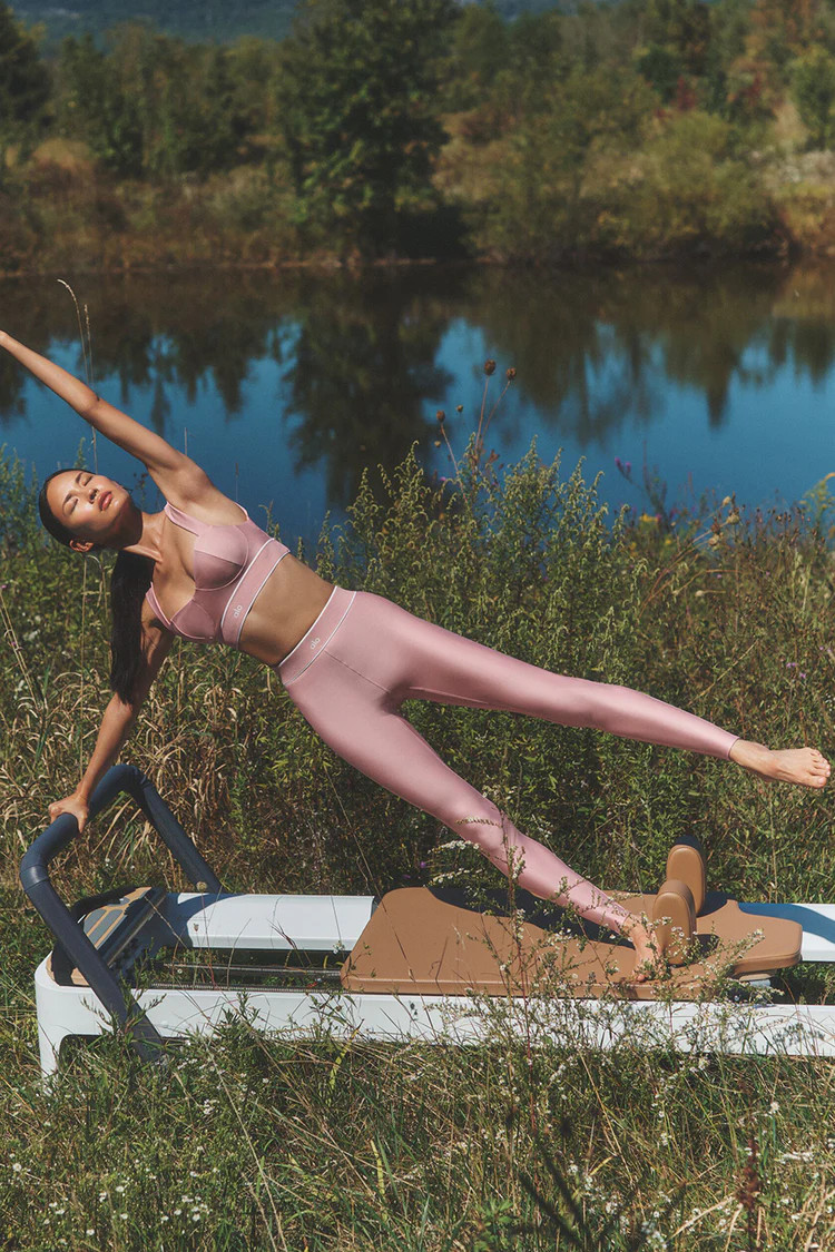 Airlift High-Waist Alignment Legging | Alo Yoga (US)