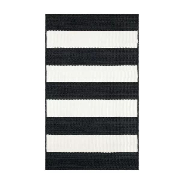 Better Homes & Gardens Ibiza Stripe Woven Black and White Outdoor Rug, 3' x 5' | Walmart (US)