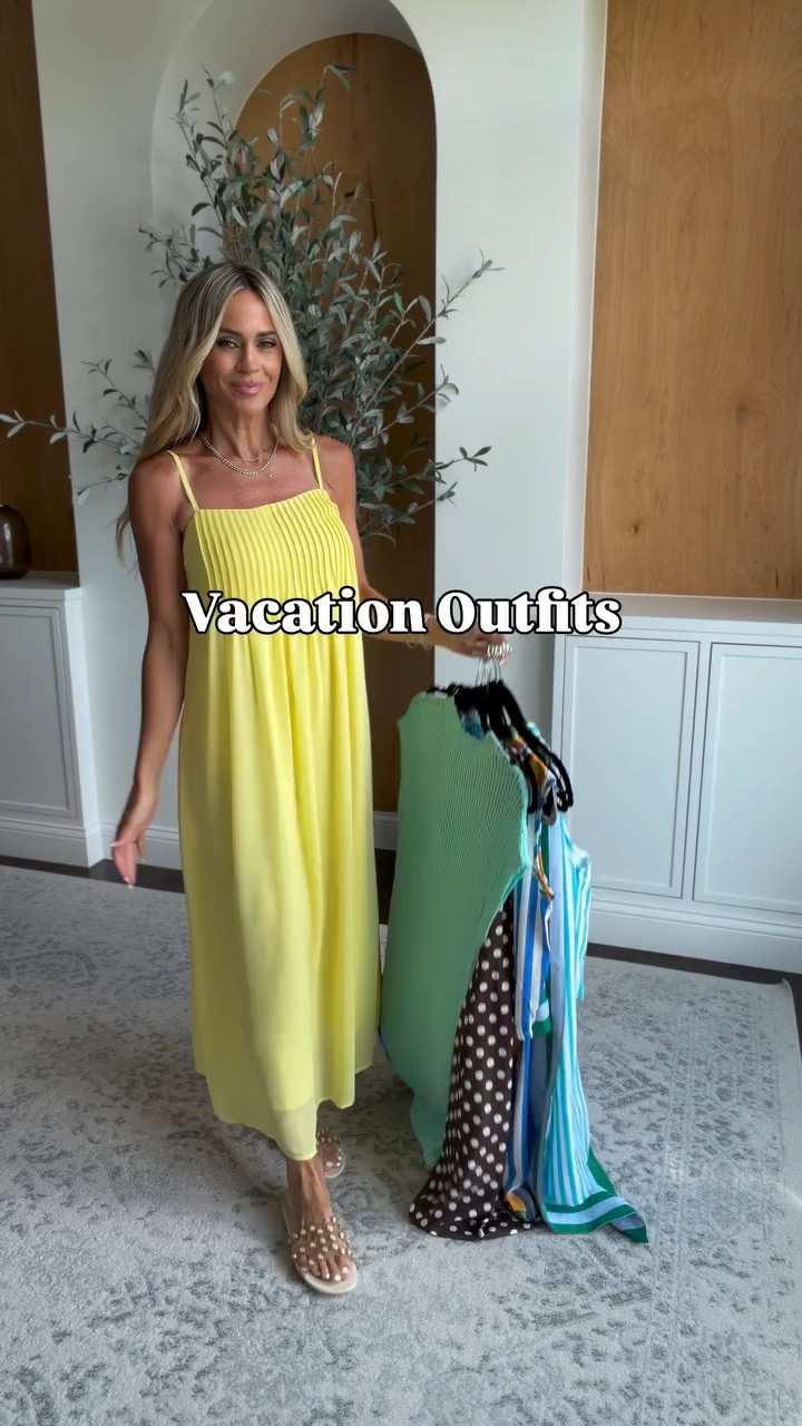 Cute affordable summer outfits that would be so cute for vacation! Love the matching sets, bright colors and bold prints!

#vacationoutfits #momoutfits #summeroutfitinspo

#LTKgrwm #LTKootd #LTKTravel