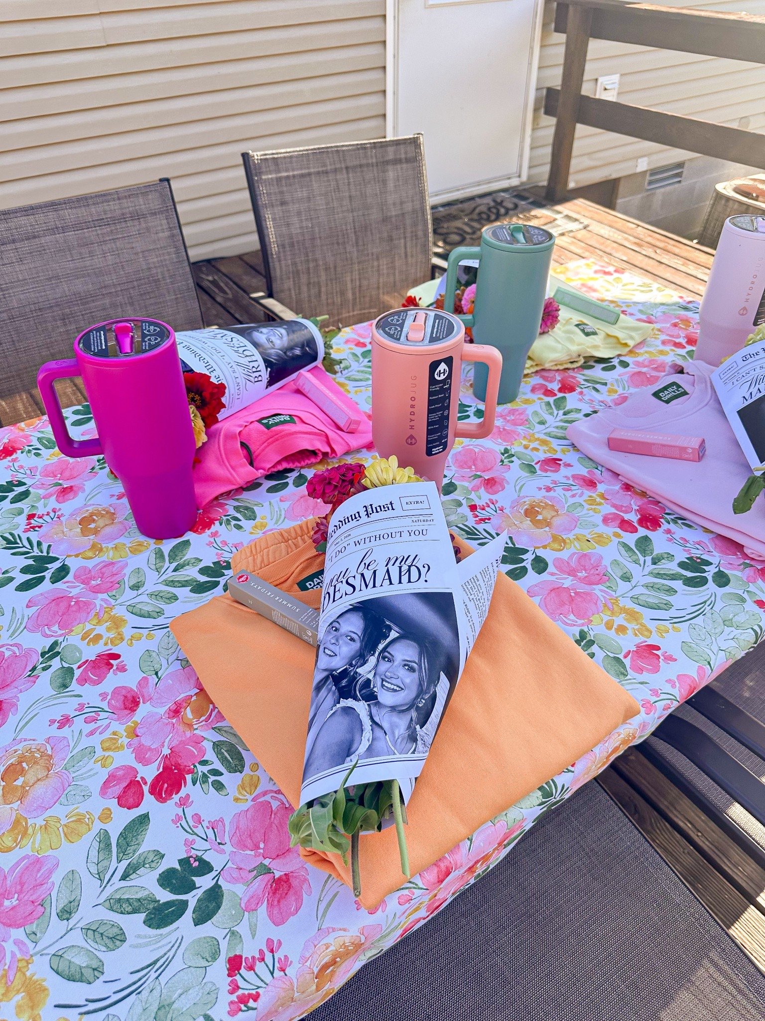 My bridesmaid proposal !! 🩷🧡💛💚

Daily Drills | Hydrojug | Summer Fridays | HomeGoods | Etsy | newspaper bridesmaid proposal

#LTKParties #LTKWedding #LTKHome