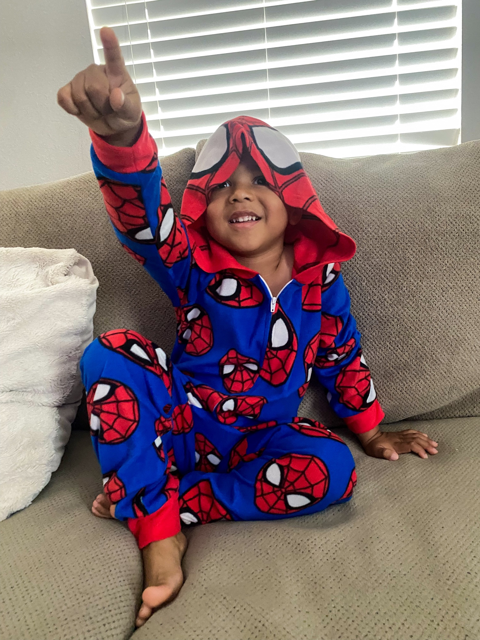 For my mamas with Spider-Man loving kids! These pajamas are so cute! Could also be worn in the winter out! 

Spider-Man Pajamas
Kids Jammies 
Spider-Man Kids Stuff 
Target Boy Clothes 
Target Boy Pajamas
Boys Pajamas 
Boys Clothes 
Toddler Boy Clothes 
Spider-Man Toys
Spider-Man Clothes 
Little Boy Pajamas 
Little Boy Target Finds 
Zip Up Pajamas 

#LTKGiftGuide #LTKkids #LTKxTarget