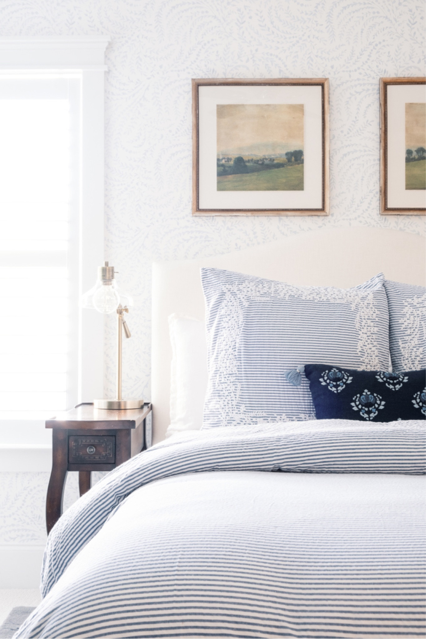 Shop Christina’s Guest Room💙

#LTKU #LTKSeasonal #LTKstyletip