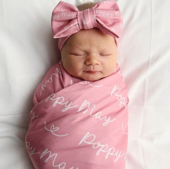 Personalized Name Blanket / Minky Swaddle Gown Knot Hat Bow / | Etsy | Etsy (US)