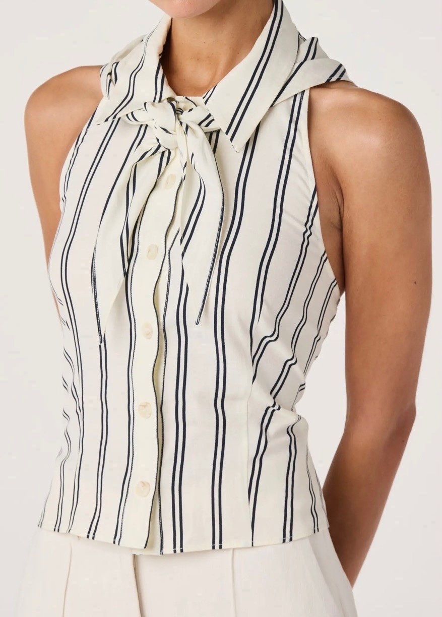 Halter top
White jeans

#LTKootd #LTKgrwm