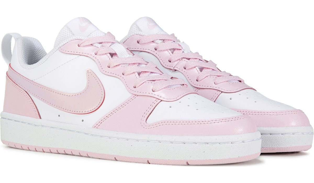 Nike | Famous Footwear