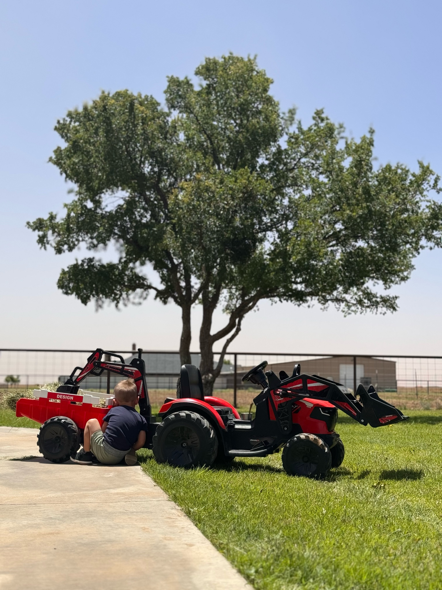 Toddler tractor 🚜 