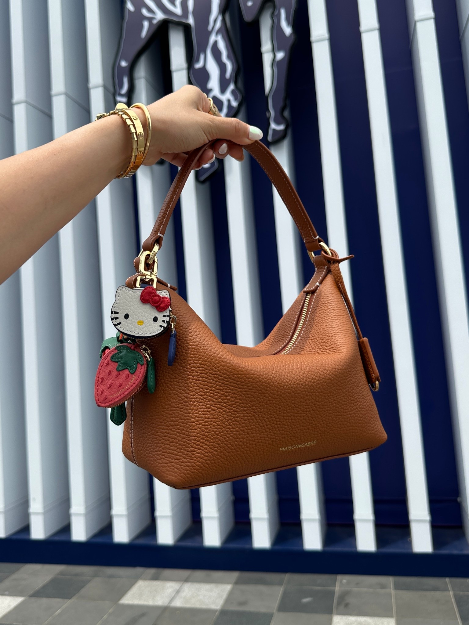 Bag & charm trend🤎

#LTKbag #LTKaustralia #LTKgiftguide