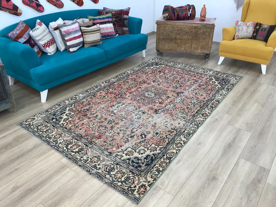Handmade wool rug, Pink green rug, Turkish rug, Area rug, Oriental rug, Rug for Bedroom, Framed r... | Etsy (US)