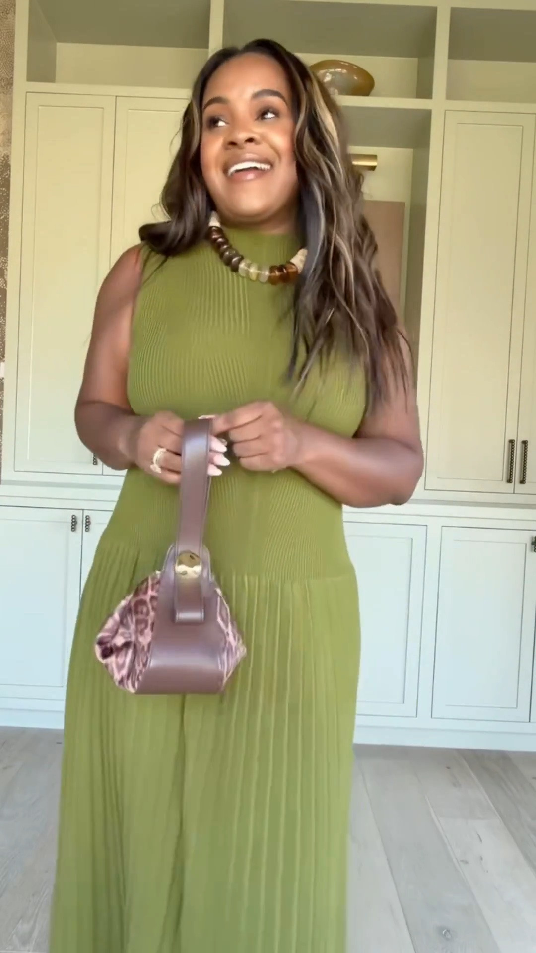 GRWM for date night 🤩 This dress is only $38! Use BRATARYN20 for a discount on my bra!

#LTKootd #LTKMidsize #LTKgrwm