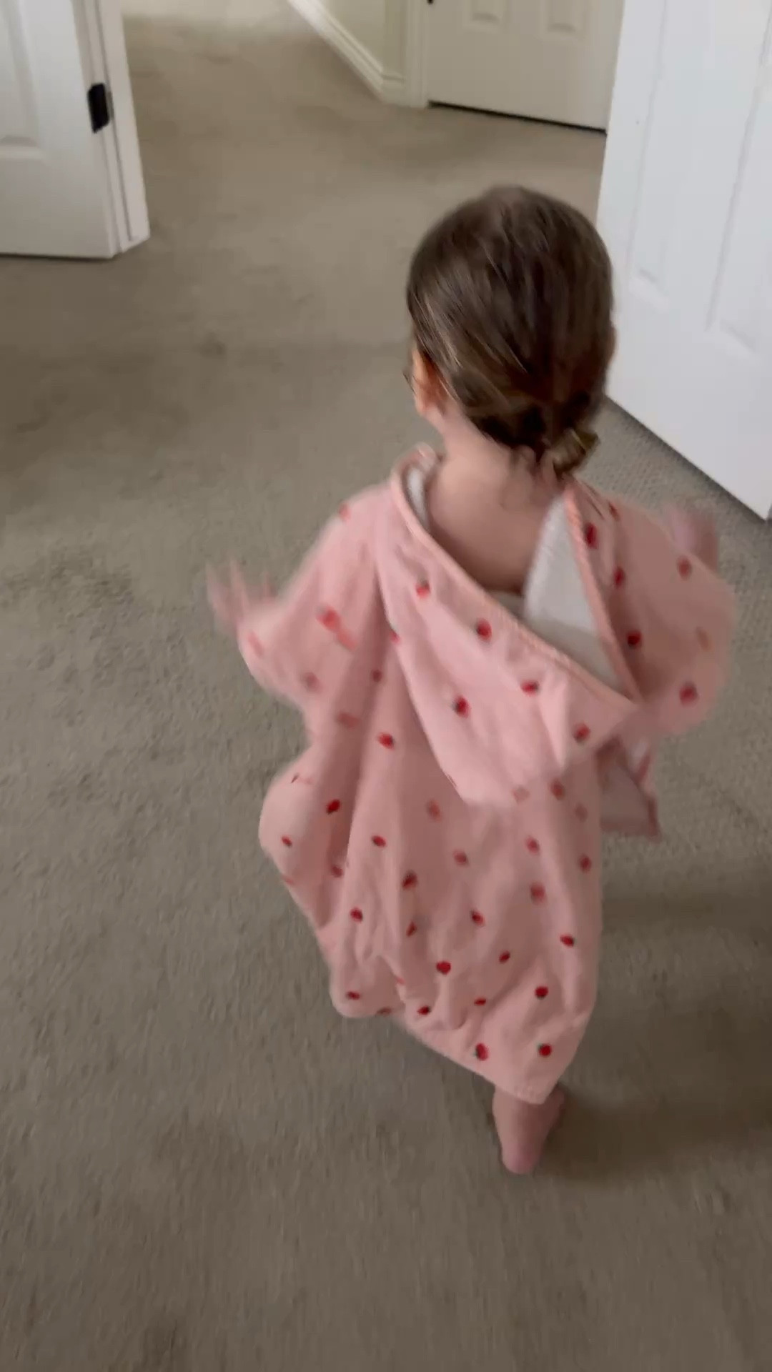 Towel oullovers are a must must must for toddlers!! We use daily 🛁🫧🧽