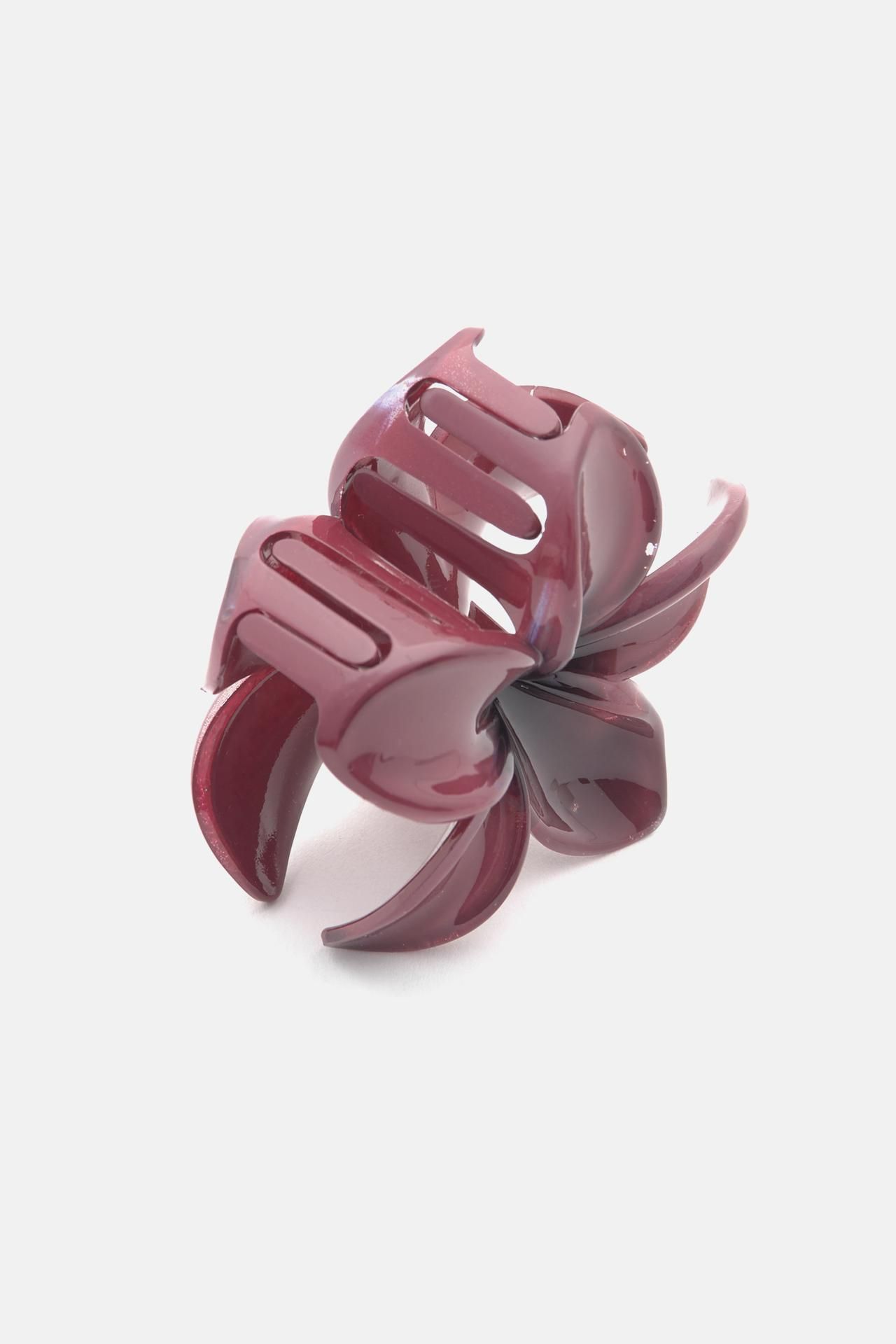 Hibiscus flower hair clip | PULL and BEAR UK