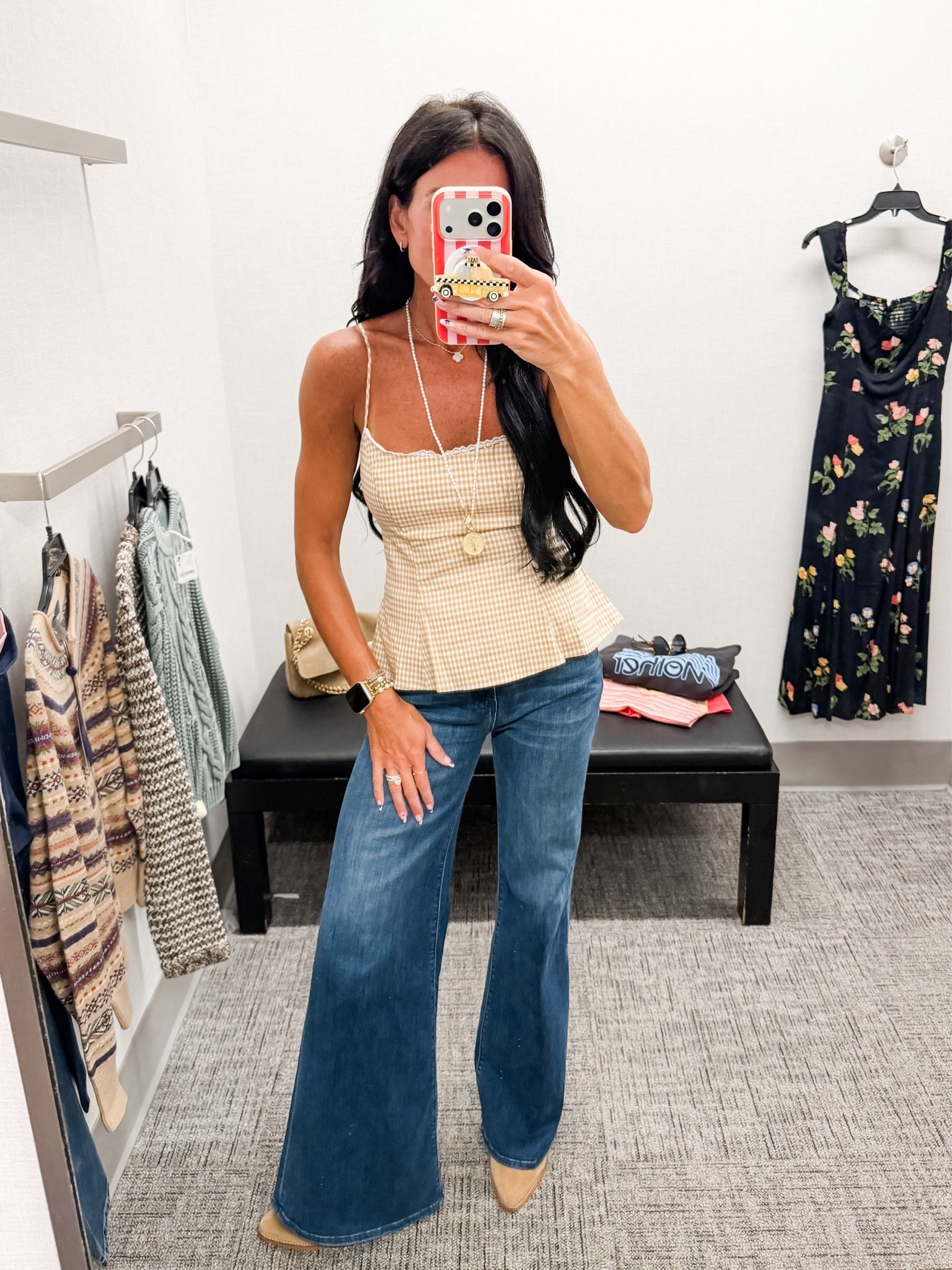 Love this @Reformation top wearing a 4
@nordstrom #nsale
15 denim
