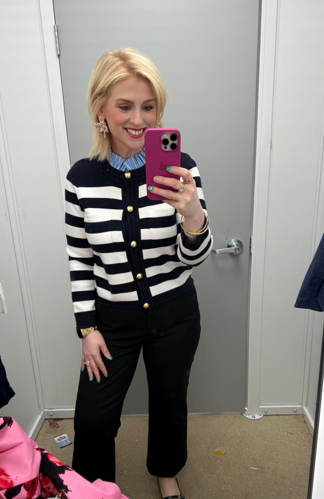 Came in to Walmart to try on this top I’ve been seeing all over my FYP. Instant BUY - cute AND affordable. Can’t wait to wear this with jeans  

#LTKdayinmylife #LTKMidsize #LTKootd