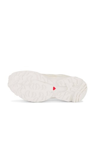 XT-6 Sneaker in Vanilla Ice & Almond Milk | Revolve Clothing (Global)