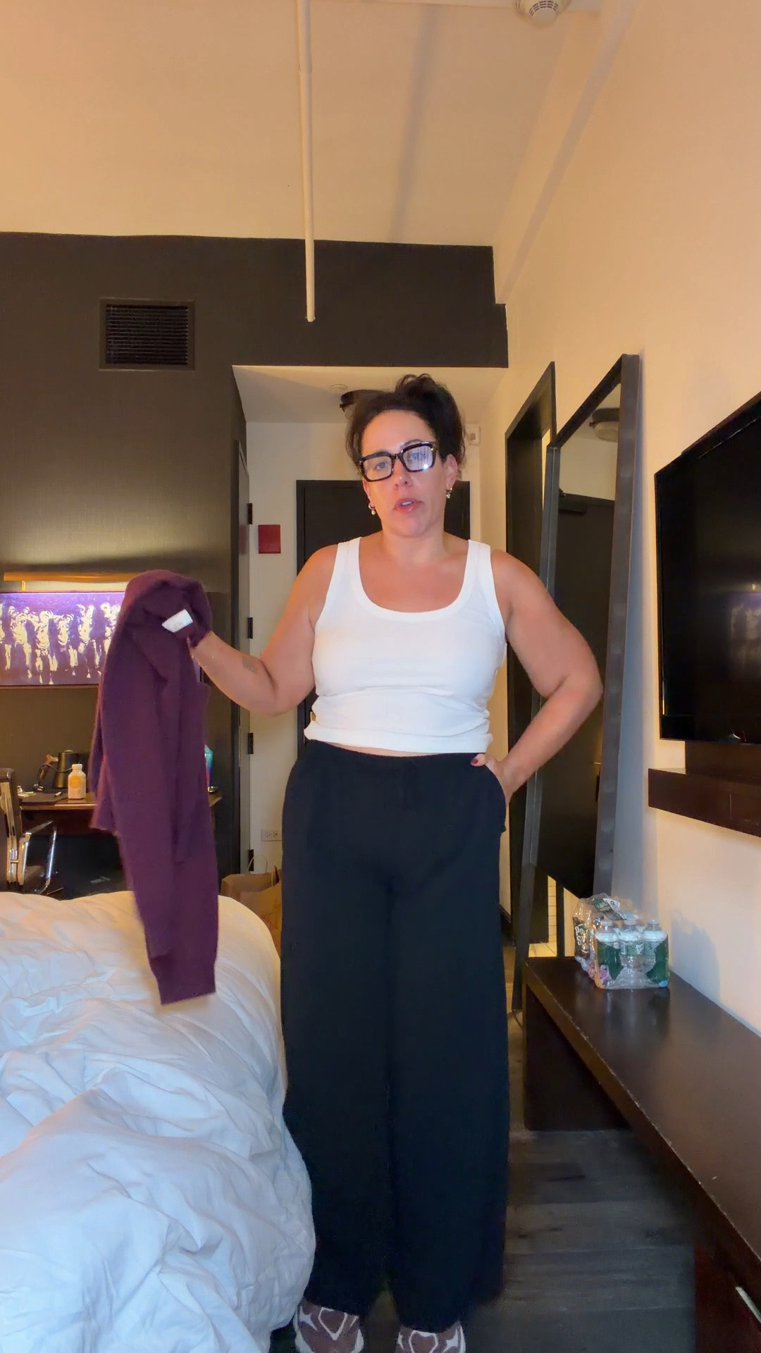 @Aritzia lounge pants for travel or work..wearing size large paired with ribbed tank from @zsupplyclothing so comfy for my flight home today!

#LTKNYFW #LTKMidsize #LTKWorkwear