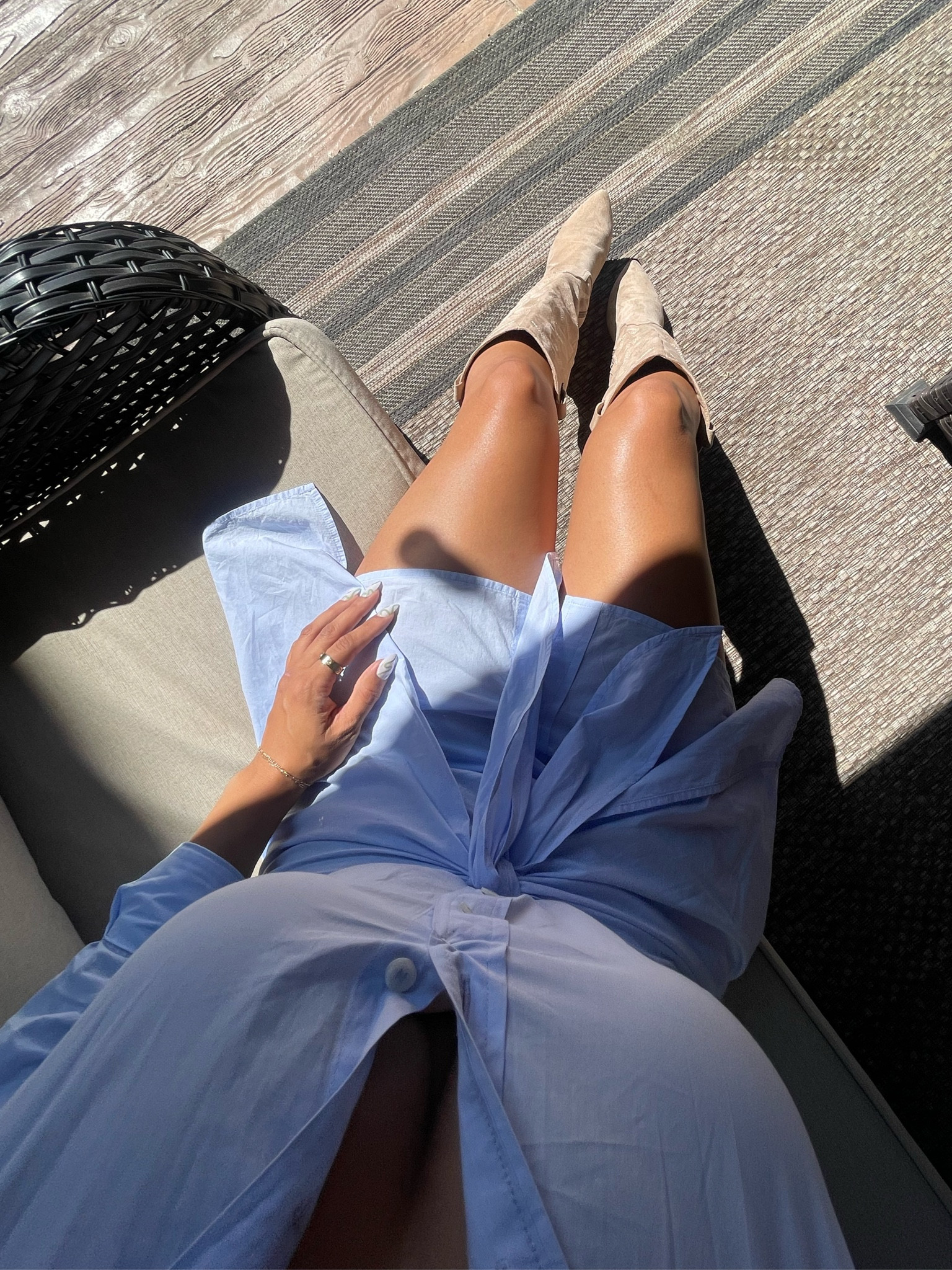 The cutest linen dress! Super lightweight for summer. Wearing size XS 🩵

#LTKSeasonal #LTKStyleTip #LTKSummerSales