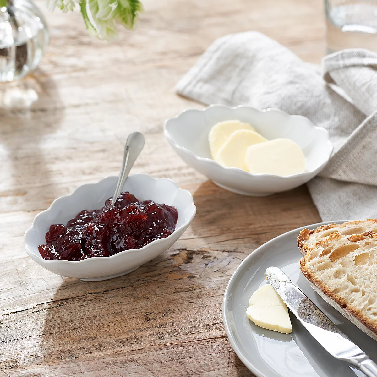 Portobello Scalloped Serving Bowls - Set of 2 | The White Company UK & ROW
