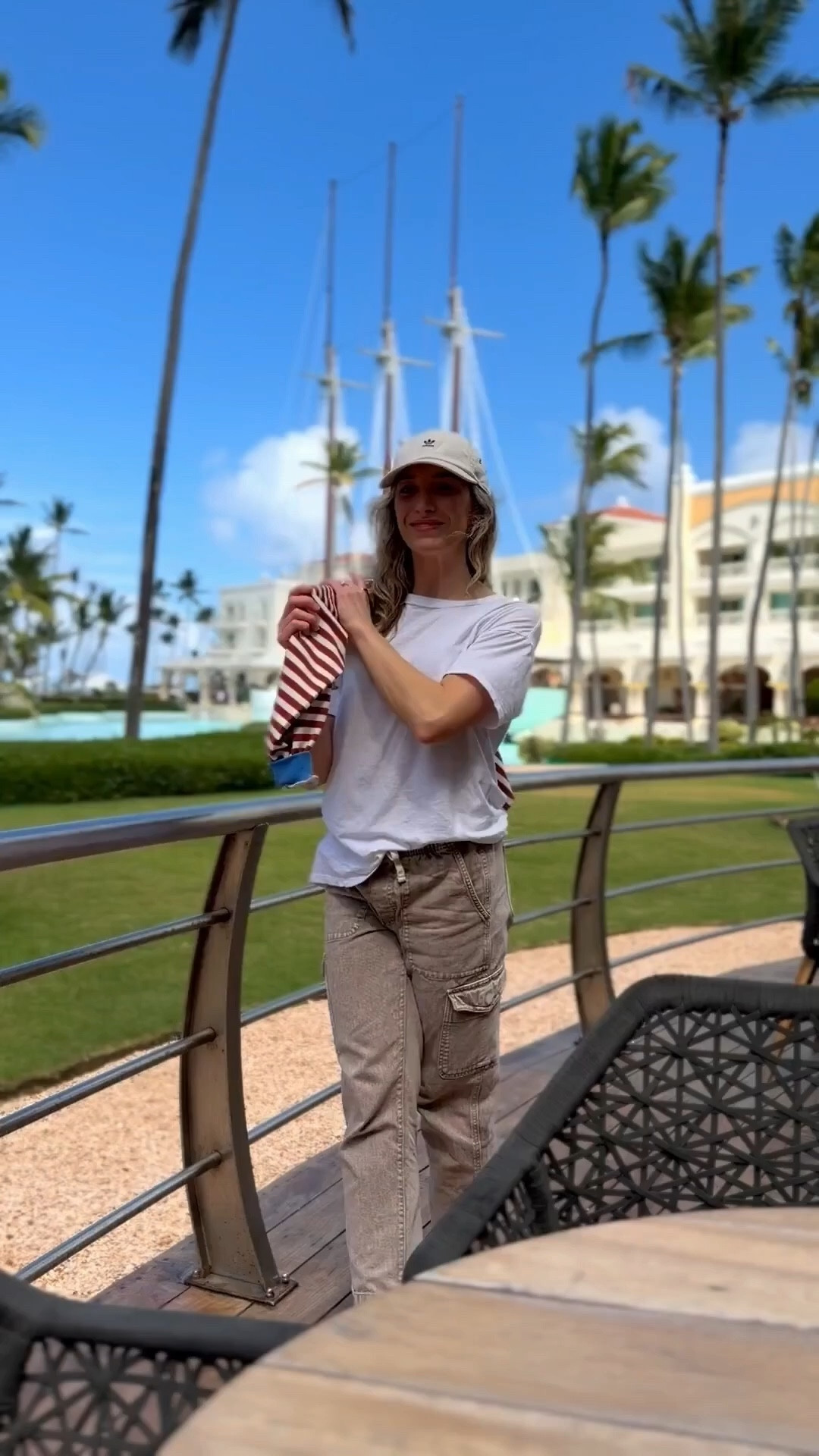 I found your new go-to top for spring & summer 2026! 

(gIft your mom one for Mother’s Day too- she will LOVE IT! 🎁)

This oversized striped crewneck long sleeve “sweatshirt” LOOKS just like Free People but is a fraction of the price!

it comes in tons of cute color combos!
The material is thick and high quality, but it’s NOT HOT bc of the TERRYCLOTH lining! 

✨ It’s the perfect layering piece for cooler beach days, airports/summer travel, and more! 

I find myself grabbing for this LS shirt almost daily bc it works for every occasion!  I definitely need more colors! 🤗


🤩 type ‘STRIPES’ below to shop this free people look-alike summer sweatshirt! 

.
.
I’m 5’4”, 120lbs, 32B wearing size Small 

This shirt already runs big so I did NOT size up!

.
.
#paidlink
mother’s day gift idea | affordable fashion finds | women’s casual spring outfit | designer look for less | oversized sweatshirts | free people vibe | casual summer clothes | spring outfits 2026 | summer outfits | vacation outfits beach | travel outfits

#LTKActive #LTKootd #LTKTravel