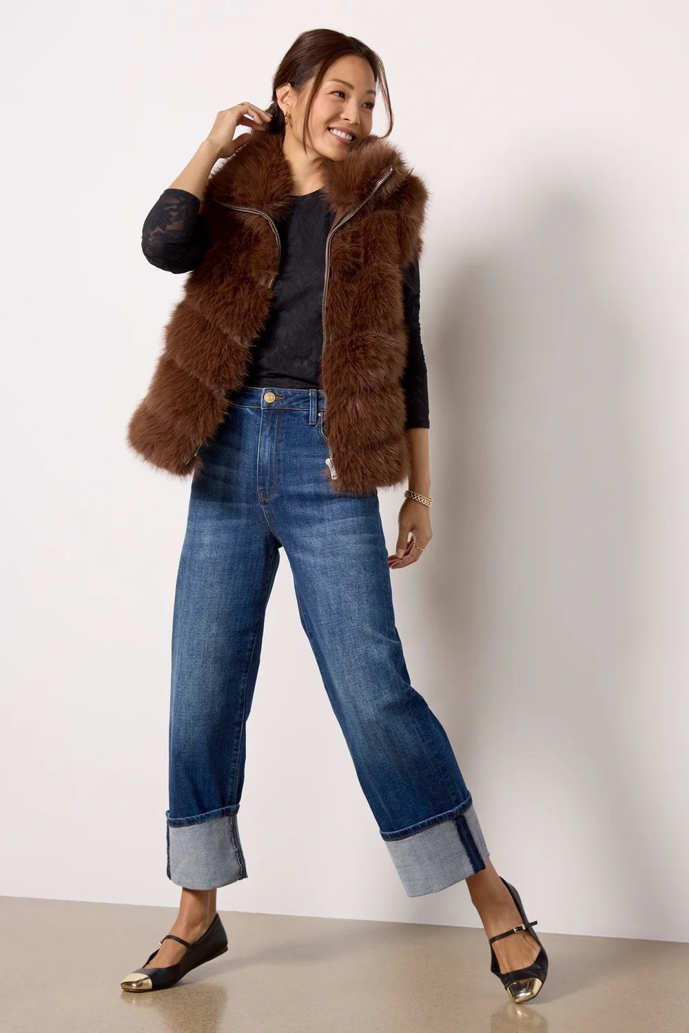 Faux Fur Vest
Avec Les Filles
2 colors 

#LTKGiftGuide #LTKHoliday #LTKSaleAlert