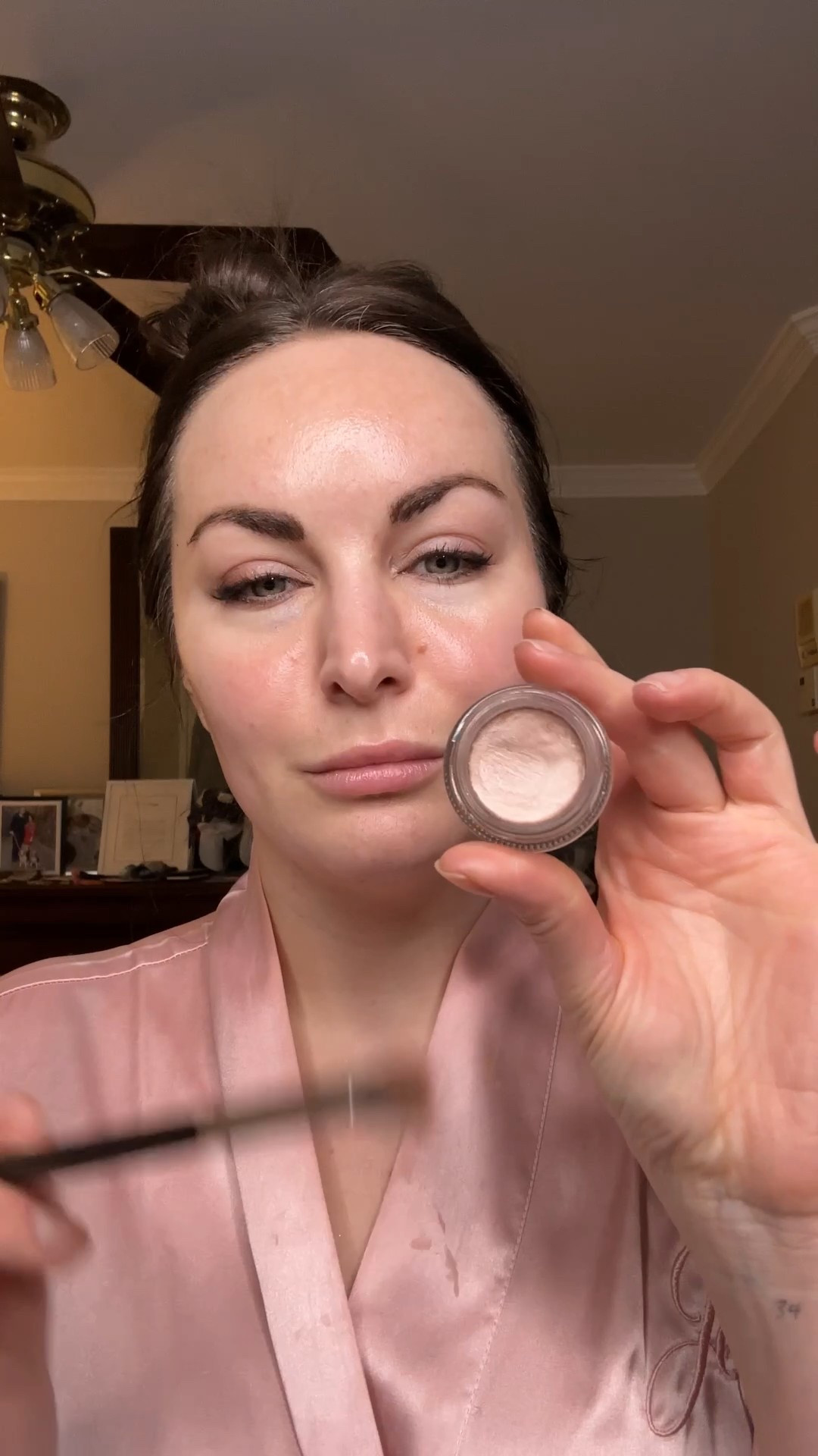 I will not calm down about this gorgeous 5-minute eye! 

#LTKBeauty #LTKOver40