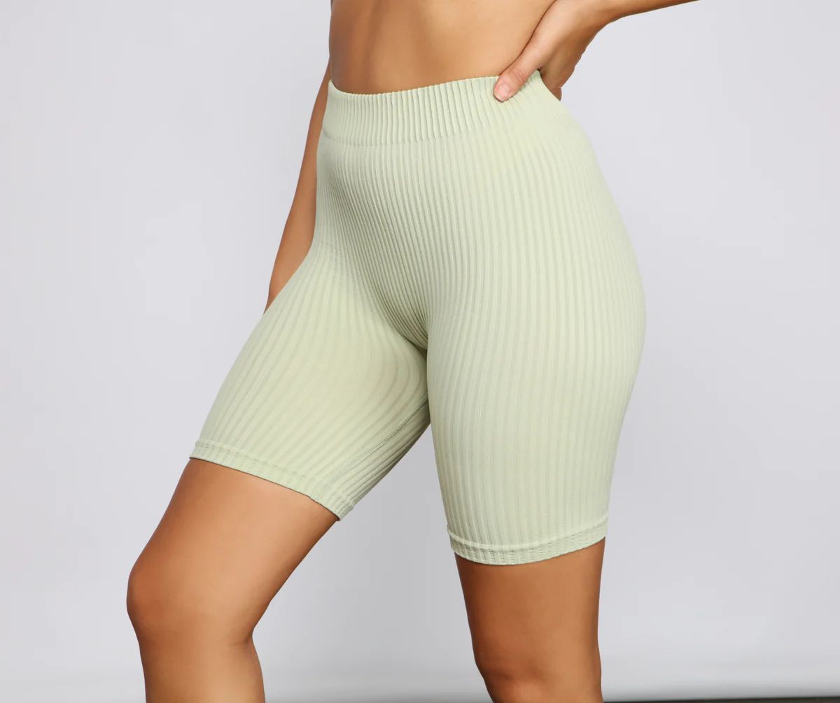 Chic And Seamless Ribbed Biker Shorts | Windsor Stores