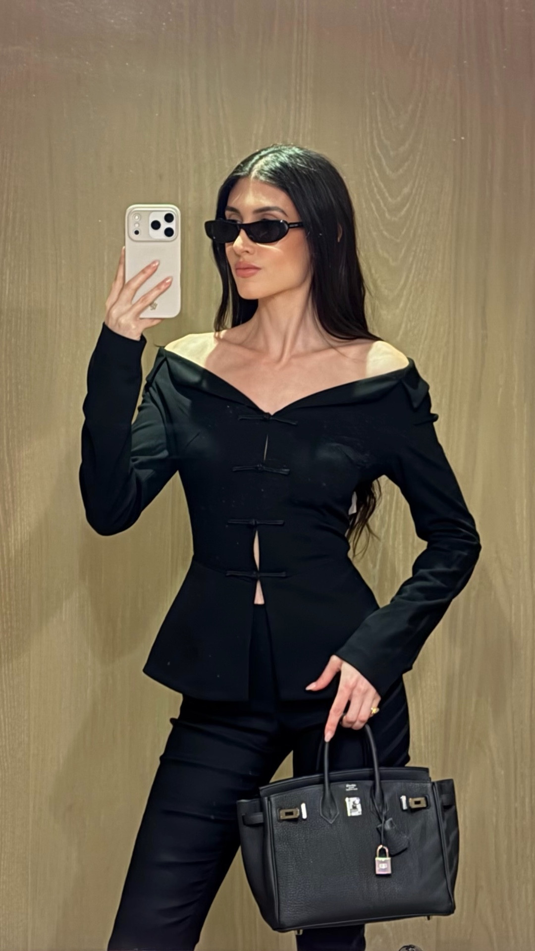 Mandarin jacket moment 🖤
Structured, chic, does all the work

#LTKootd #LTKgrwm