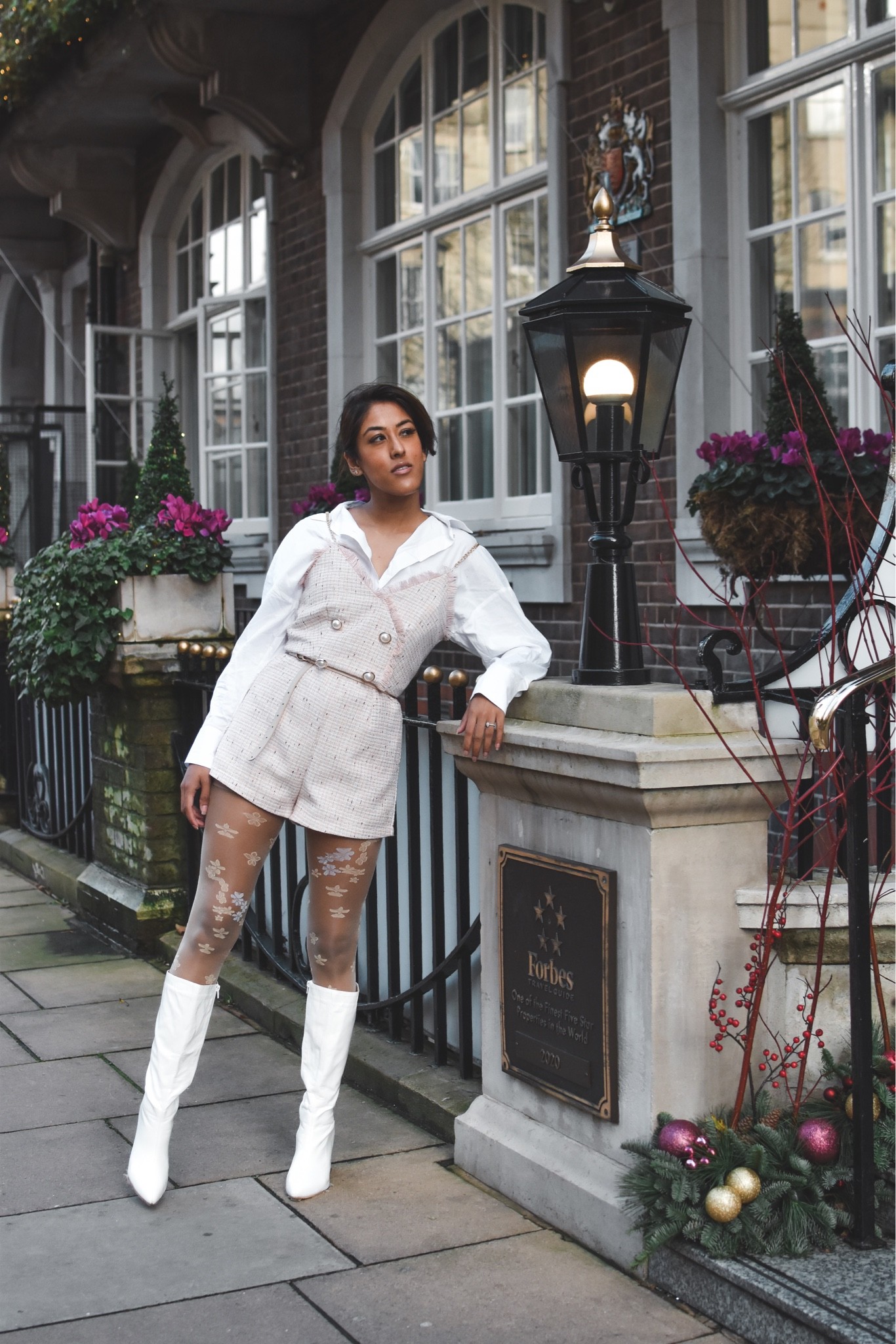 Looking for a spring parisian inspired outfit that is chic yet adorable, I think this is what your after! Follow IG: @omgitsteuly for more! 


#LTKHoliday #LTKstyletip #LTKaustralia