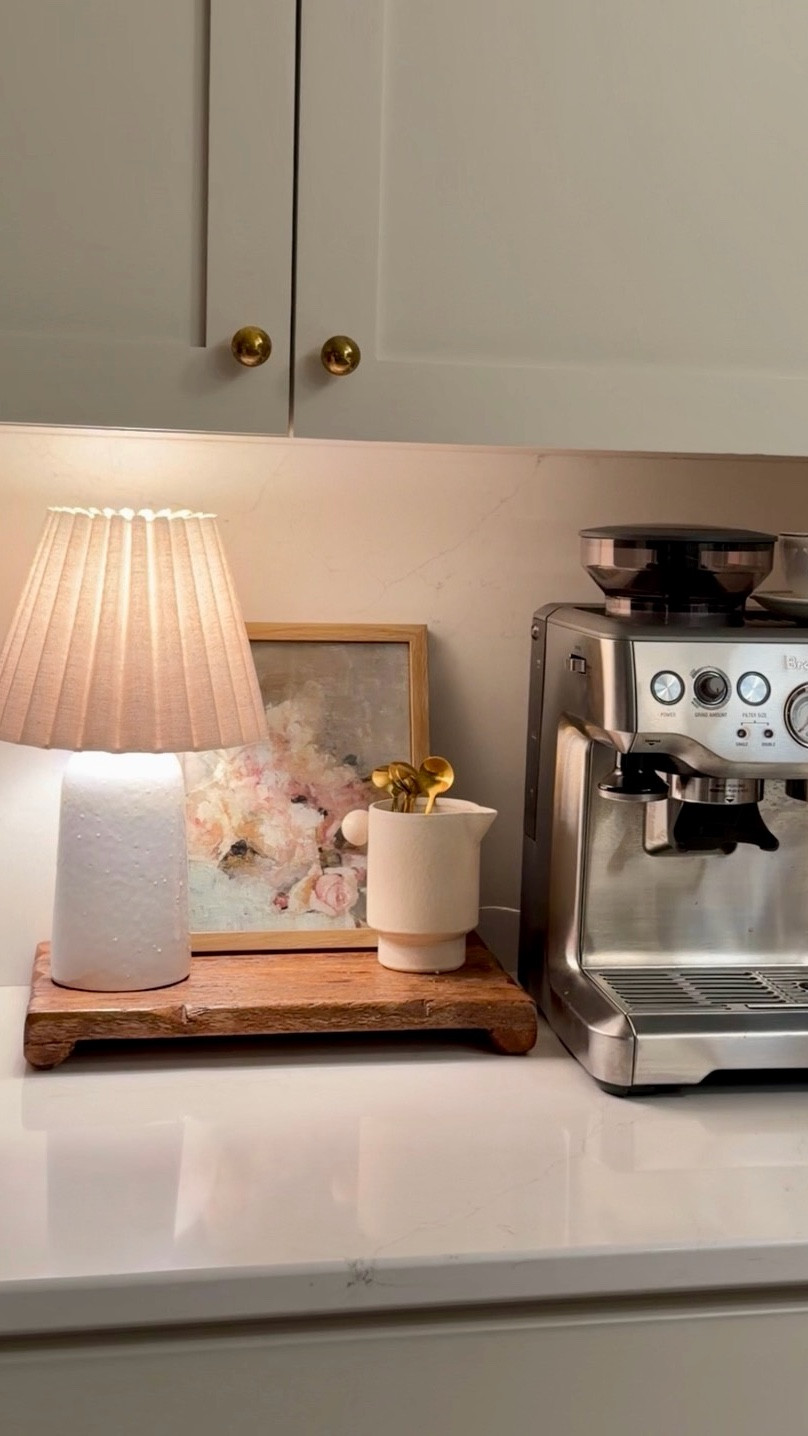 Cozy simple coffee bar ☕️ 💕

PS Does anyone else start dreaming about their morning coffee the night before 😍

#LTKHome