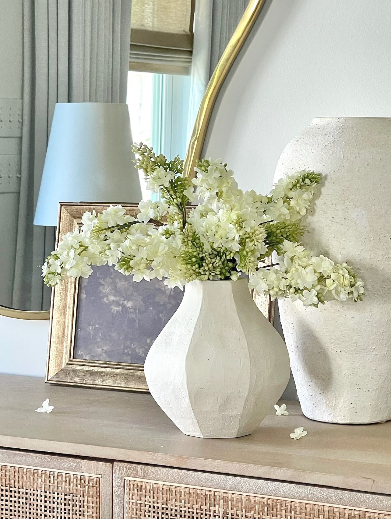 Use code FAUX15 for 15% off AFloral’s faux collection.  All of my favorite faux flowers are on sale and the best quality you can buy!  

Home decor, best faux florals, bedroom decor,, cream colored vase, cream lilac faux florals 

#LTKSeasonal #LTKSaleAlert #LTKHome