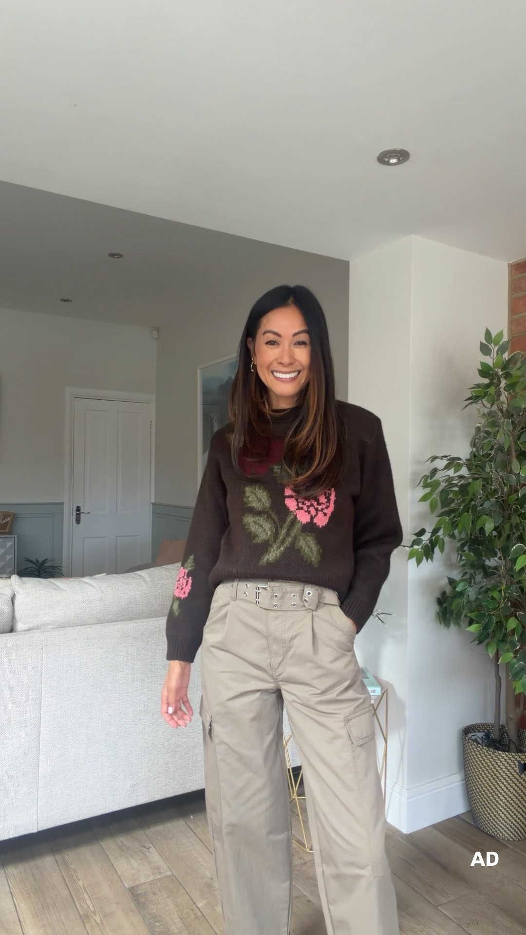 Obsessed with this shoulder pad floral print knit with cargos. I’m wearing size small in the knit and it’s only £24! The cargos are only £26 and I’m wearing size 8! So good George at Asda!

#LTKFashionMonth #LTKuk #LTKautumn