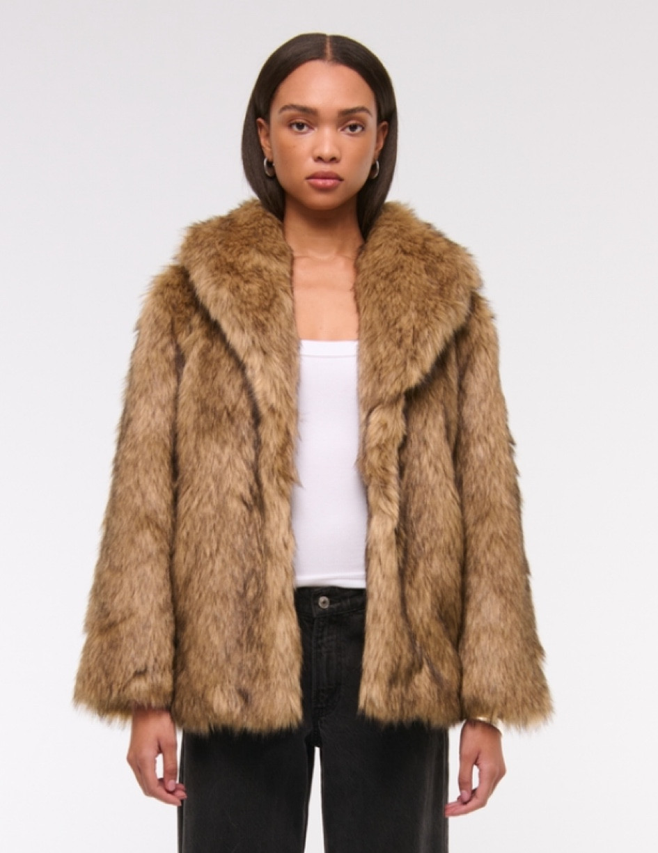 Abercrombie loves 

#LTKCyberWeek #LTKHoliday #LTKSeasonal